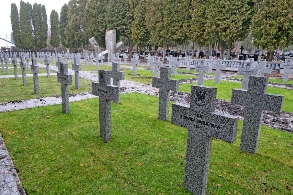 Remonty kwater wojennych na lubelskich cmentarzach