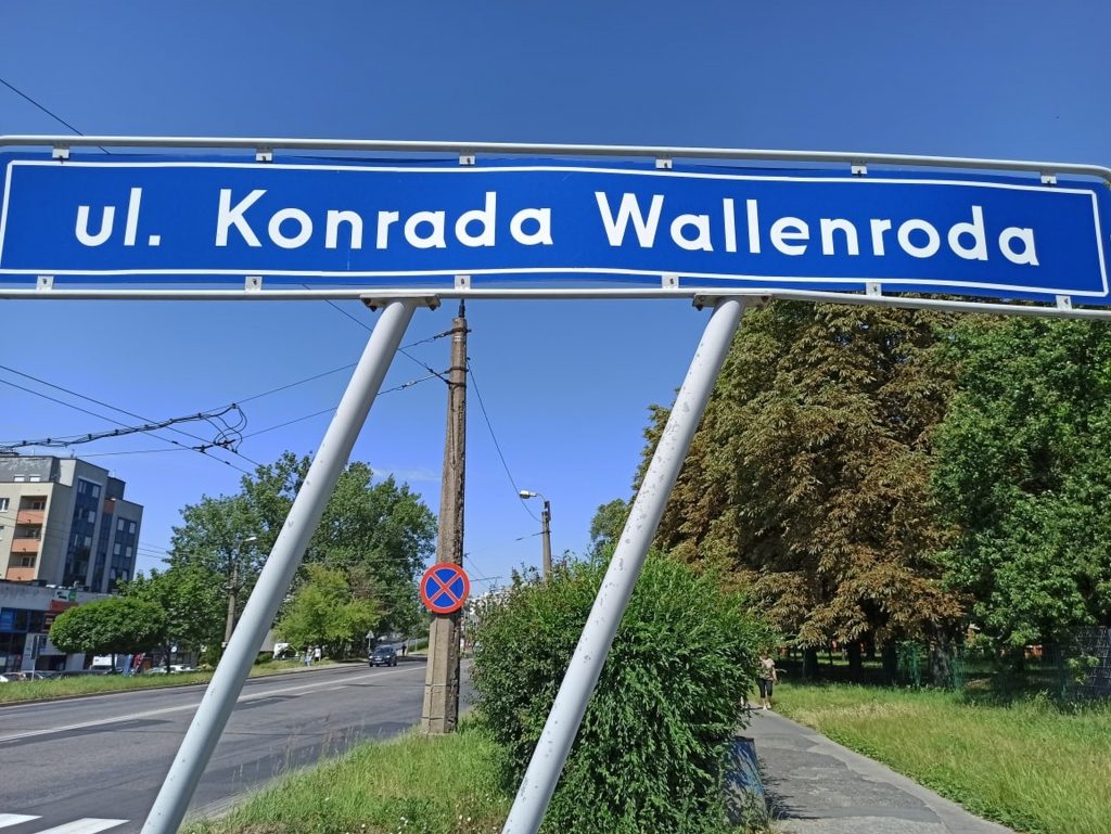 Informacje drogowe: ul. Wallenroda